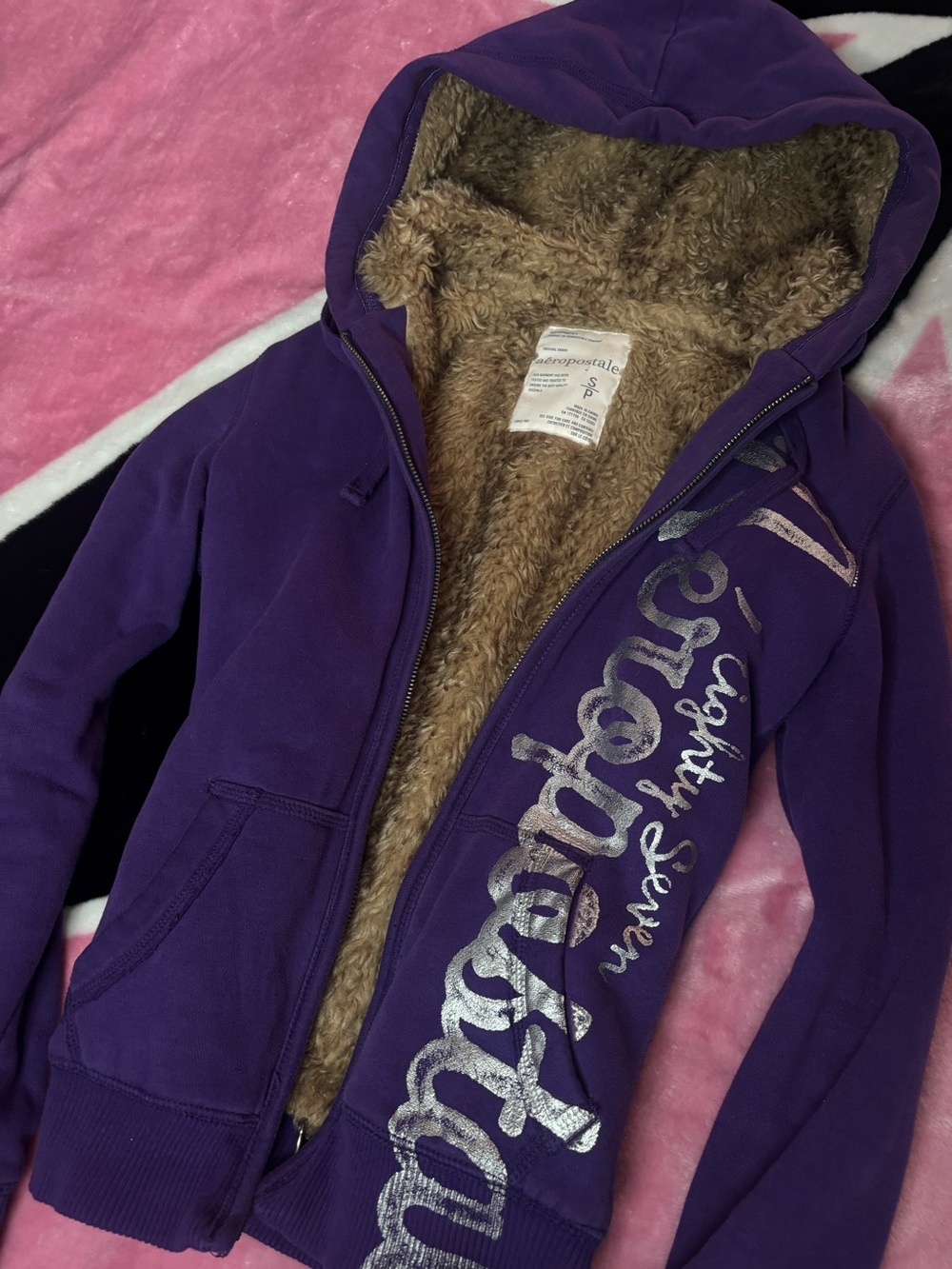 Vintage Aéropostale fur lined zip up